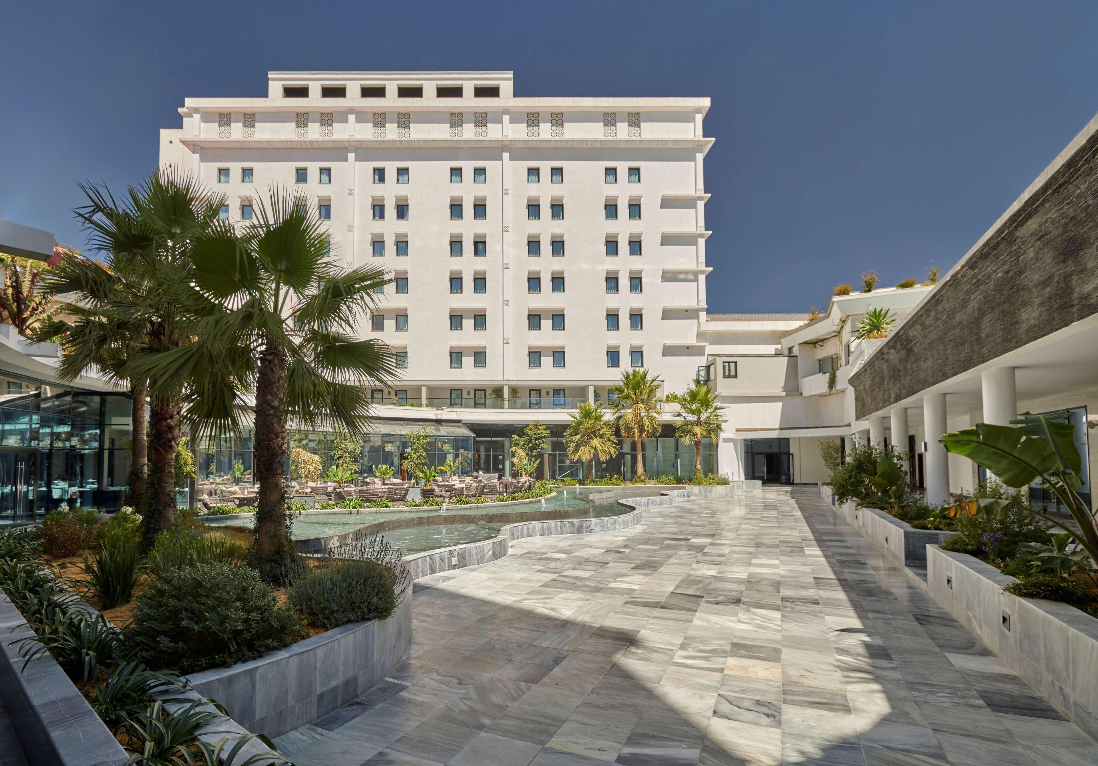 Отель Hyatt Regency Аддис-Абеба Экстерьер фото