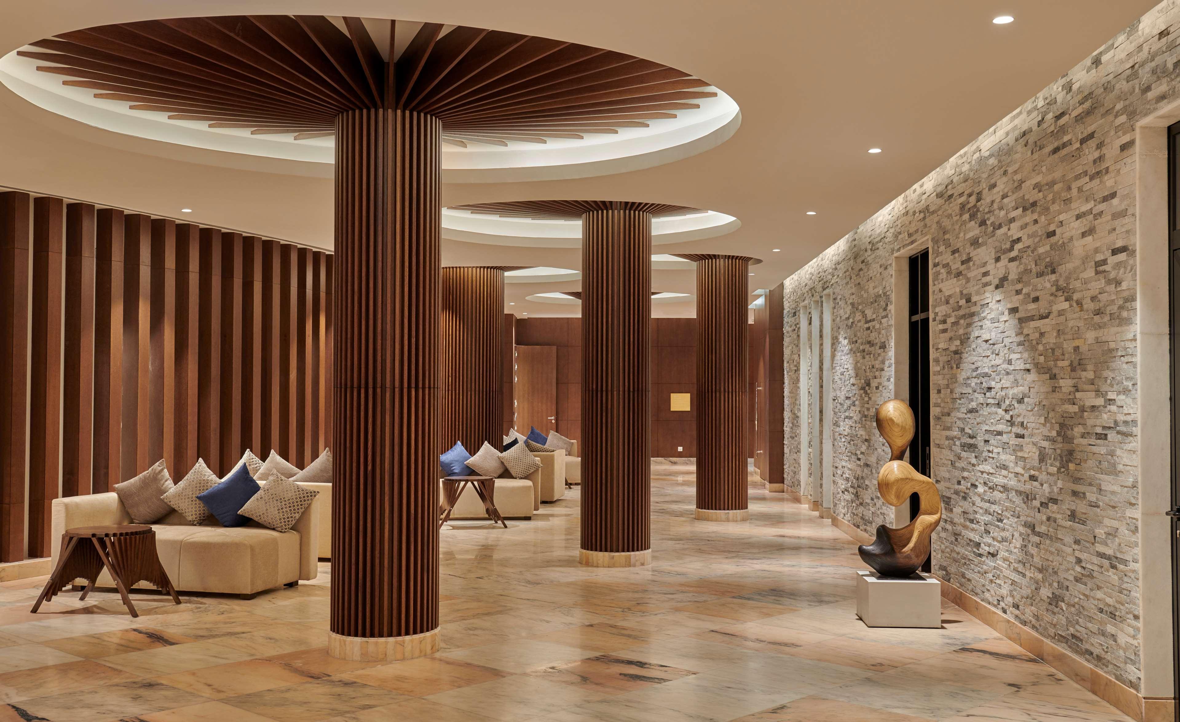 Отель Hyatt Regency Аддис-Абеба Экстерьер фото