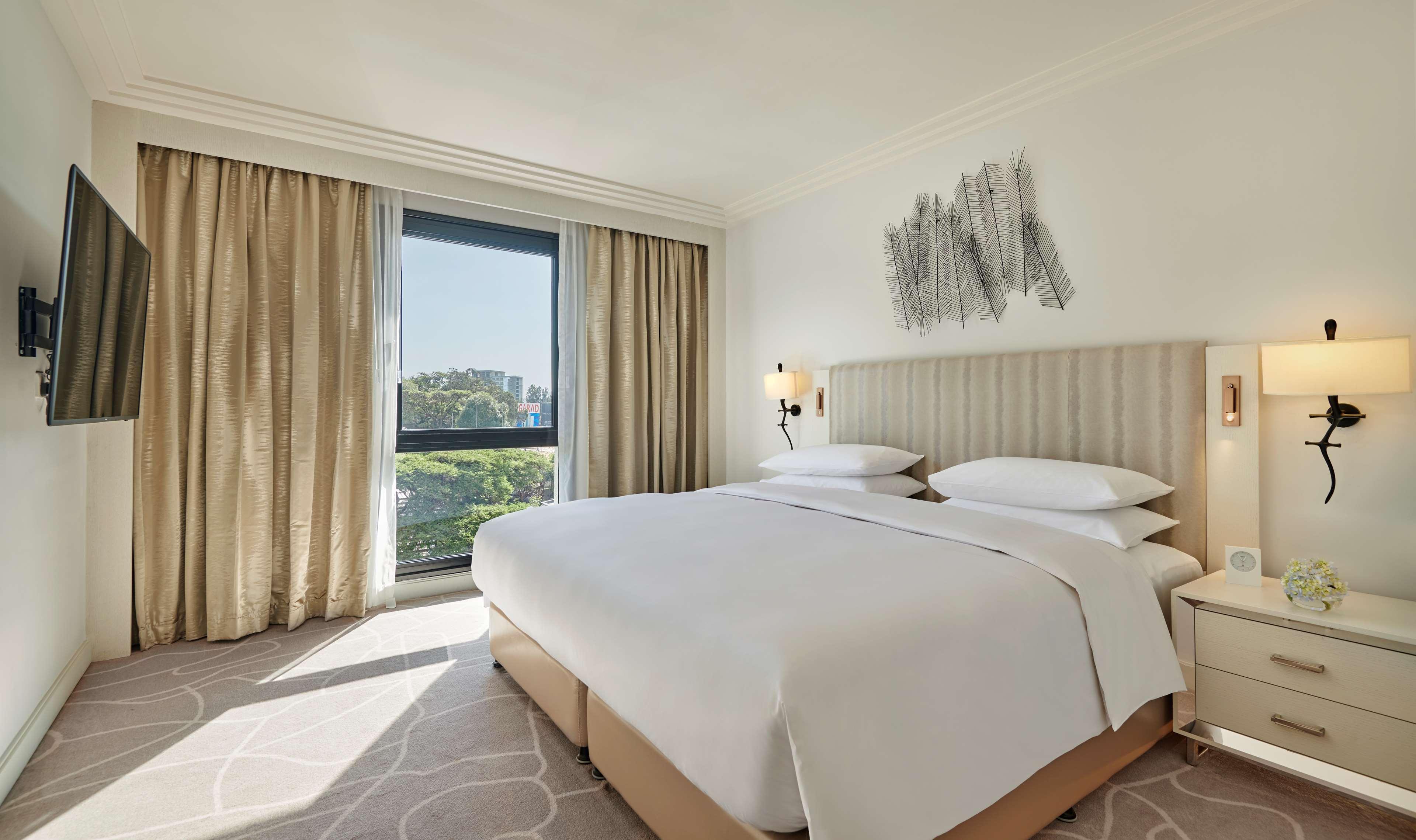 Отель Hyatt Regency Аддис-Абеба Экстерьер фото