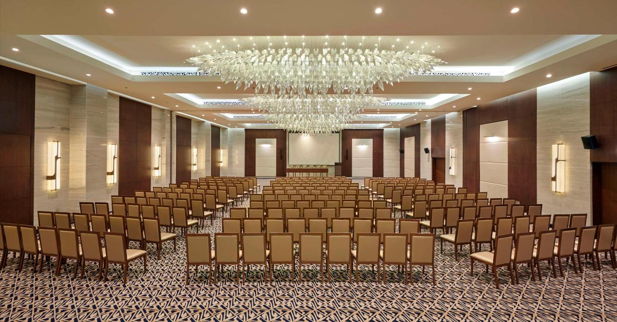 Отель Hyatt Regency Аддис-Абеба Экстерьер фото
